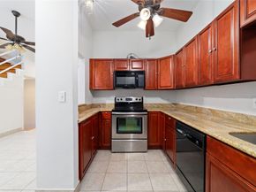 204 Marshall Street 4, Houston TX 77006