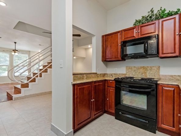 204 Marshall Street 4, Houston TX 77006