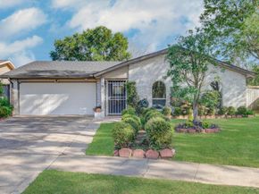 16603 Great Glen Drive, Houston TX 77084