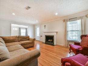2511 Watts Street, Houston TX 77030
