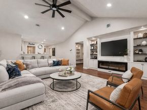 8227 Squires Place Drive, Houston TX 77083