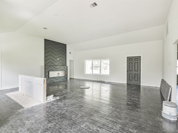 209 Leago Street, Houston TX 77022