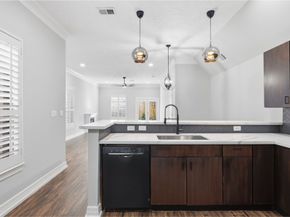 1834 Woodvine Drive, Houston TX 77055