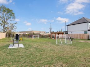 15627 Coneflower Hills Drive, Houston TX 77090