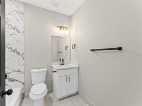 8221 Flaxman St, Houston TX 77029