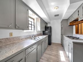 8447 Sterlingshire Street, Houston TX 77078