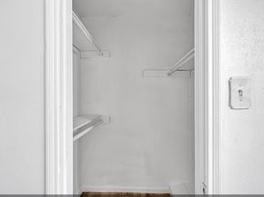 8447 Sterlingshire Street, Houston TX 77078