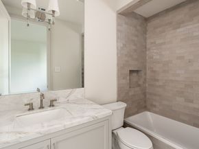 1215 W Pierce Street, Houston TX 77019