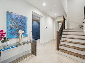 1215 W Pierce Street, Houston TX 77019