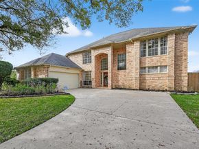 1006 Pointe Loma Drive, Sugar Land TX 77479