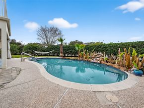 1006 Pointe Loma Drive, Sugar Land TX 77479