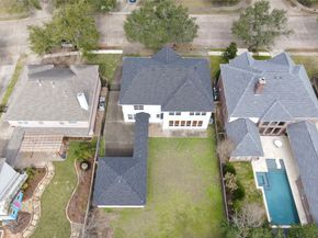 5425 Loch Lomond Drive, Houston TX 77096