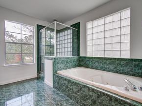 5425 Loch Lomond Drive, Houston TX 77096