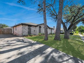 8011 La Roche Lane, Houston TX 77036