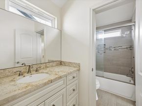 6529 Rolla Street, Houston TX 77055