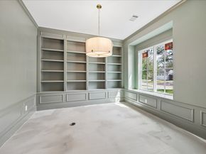 1614 Woodcrest Drive, Houston TX 77018