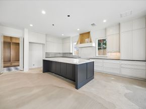 1614 Woodcrest Drive, Houston TX 77018