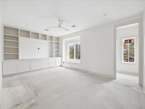 1614 Woodcrest Drive, Houston TX 77018