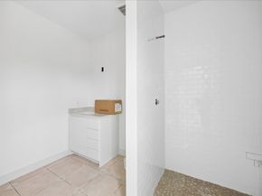 1614 Woodcrest Drive, Houston TX 77018