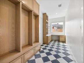 1614 Woodcrest Drive, Houston TX 77018