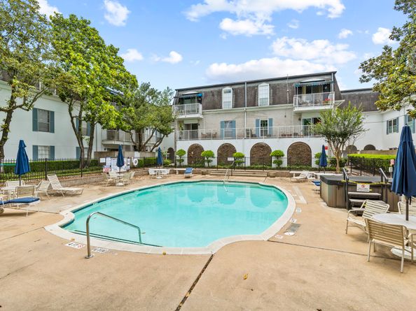 2601 Bellefontaine Street C104, Houston TX 77025