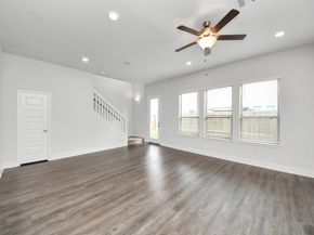 4423 Santorini Lane, Houston TX 77045