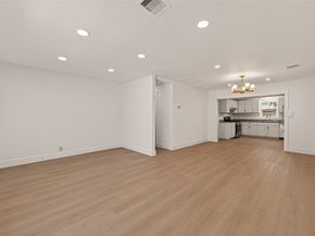 3209 McCrarey Drive, Houston TX 77088