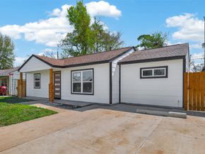 3209 McCrarey Drive, Houston TX 77088