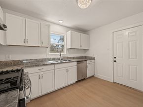 3209 McCrarey Drive, Houston TX 77088