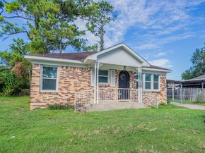 934 Lehman Street, Houston TX 77018