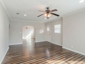 934 Lehman Street, Houston TX 77018