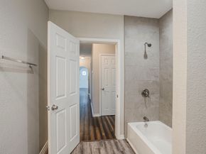 934 Lehman Street, Houston TX 77018