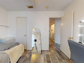 7106 Bayou Crest Drive, Houston TX 77088