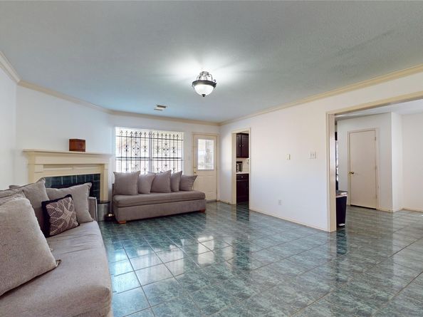 7106 Bayou Crest Drive, Houston TX 77088