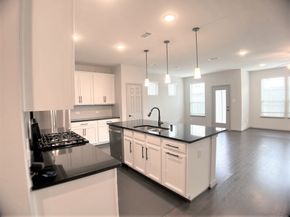8656 Hollyoaks Creek Lane, Houston TX 77063