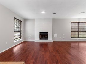 102 Summer Crest Circle, The Woodlands TX 77381