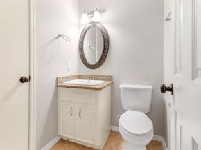 102 Summer Crest Circle, The Woodlands TX 77381