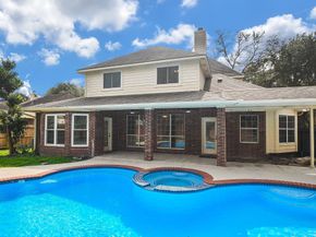 6303 Cool Water Drive, Sugar Land TX 77479