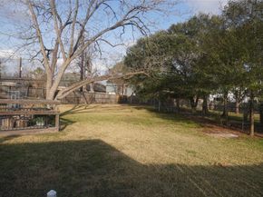 11711 N Nottingham Circle, Houston TX 77071