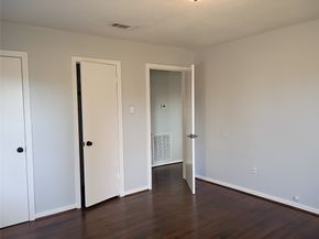 811 Loper Street, Houston TX 77017