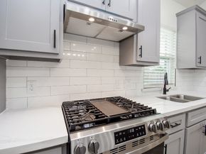 2139 Counter Point Drive, Houston TX 77055