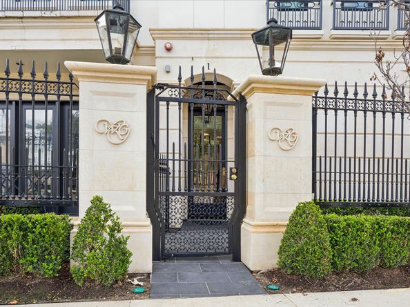 2415 San Felipe 1, Houston TX 77019