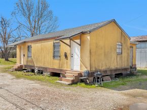 5817 Downing Street, Houston TX 77020