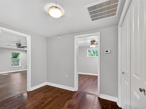 4034 Caplin Street, Houston TX 77026