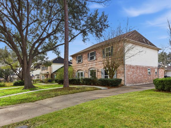 1306 Dominion Drive, Katy TX 77450