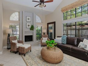 95 N Pathfinders Circle, The Woodlands TX 77381