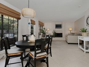 95 N Pathfinders Circle, The Woodlands TX 77381