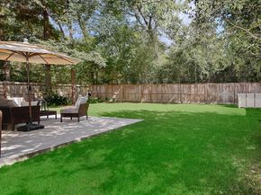 95 N Pathfinders Circle, The Woodlands TX 77381