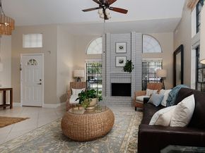 95 N Pathfinders Circle, The Woodlands TX 77381