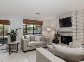 95 N Pathfinders Circle, The Woodlands TX 77381